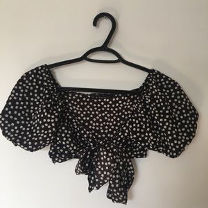 Cropped, tie-front, short sleeved top